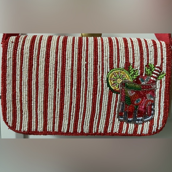 NWT Anthropology Fiona Red and White fully covered glass Beaded Bag - Picture 8 of 12